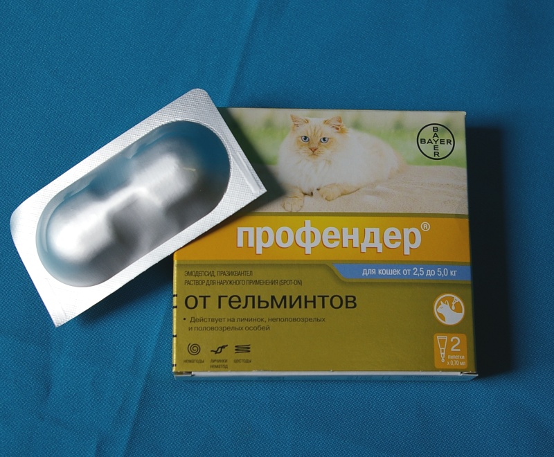 Профендер спот-он для кошек  2,5-5 кг (Эмодепсин 15 мг/гр Празиквантел 60 мг/гр)